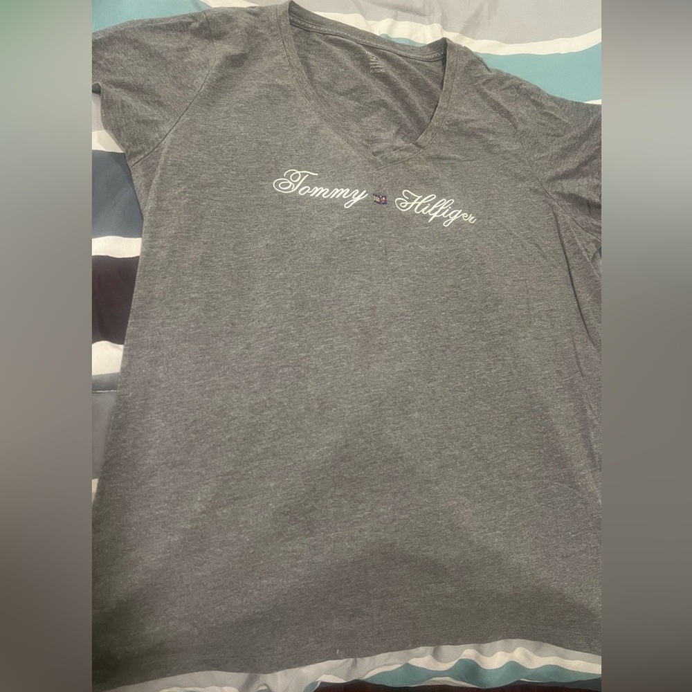 BIG SALE(5 for $20)- Tommy Hilfiger Charcoal Heather Tee